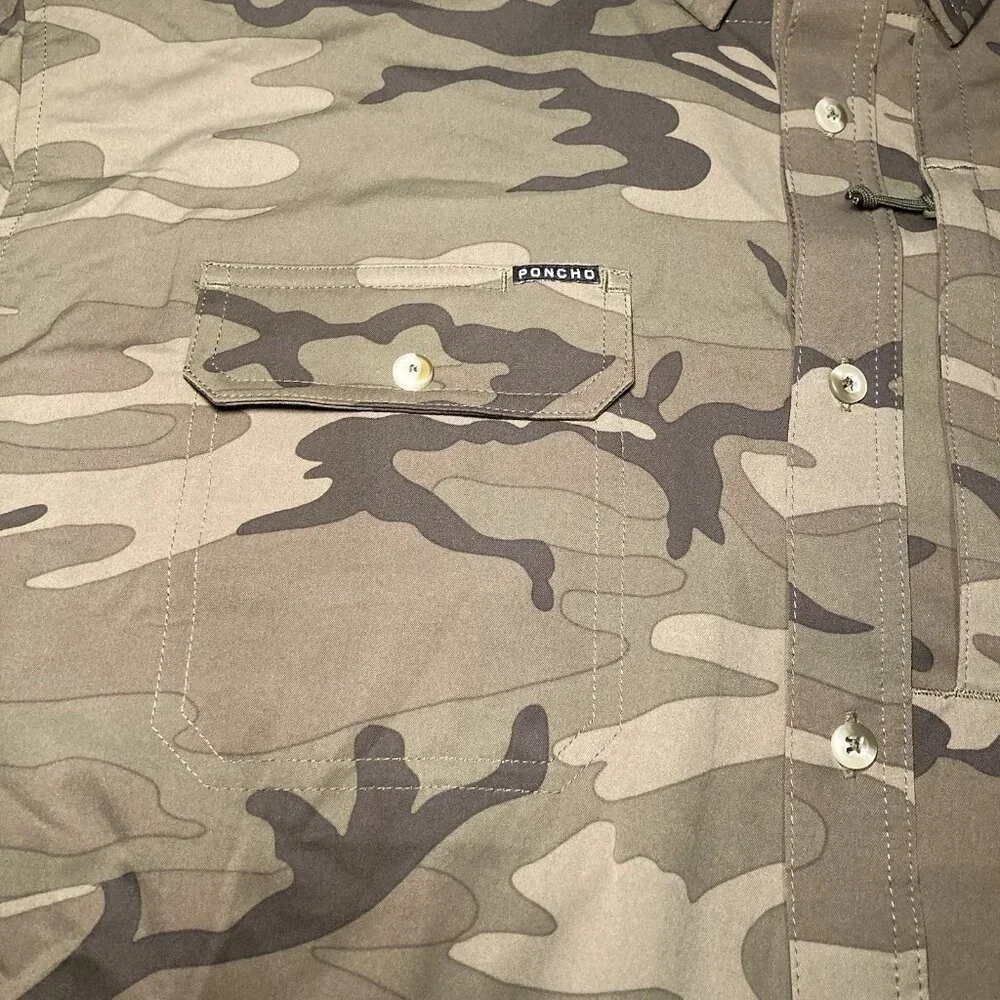 Poncho Men's XL Camouflage Magnetic Snap Button Shirt  Outdoor Vented/ Pockets - Picture 2 of 7